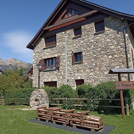 Apartamento A10 De Formigal, 9 Personas Y Garaje Escarrilla Bagian luar foto